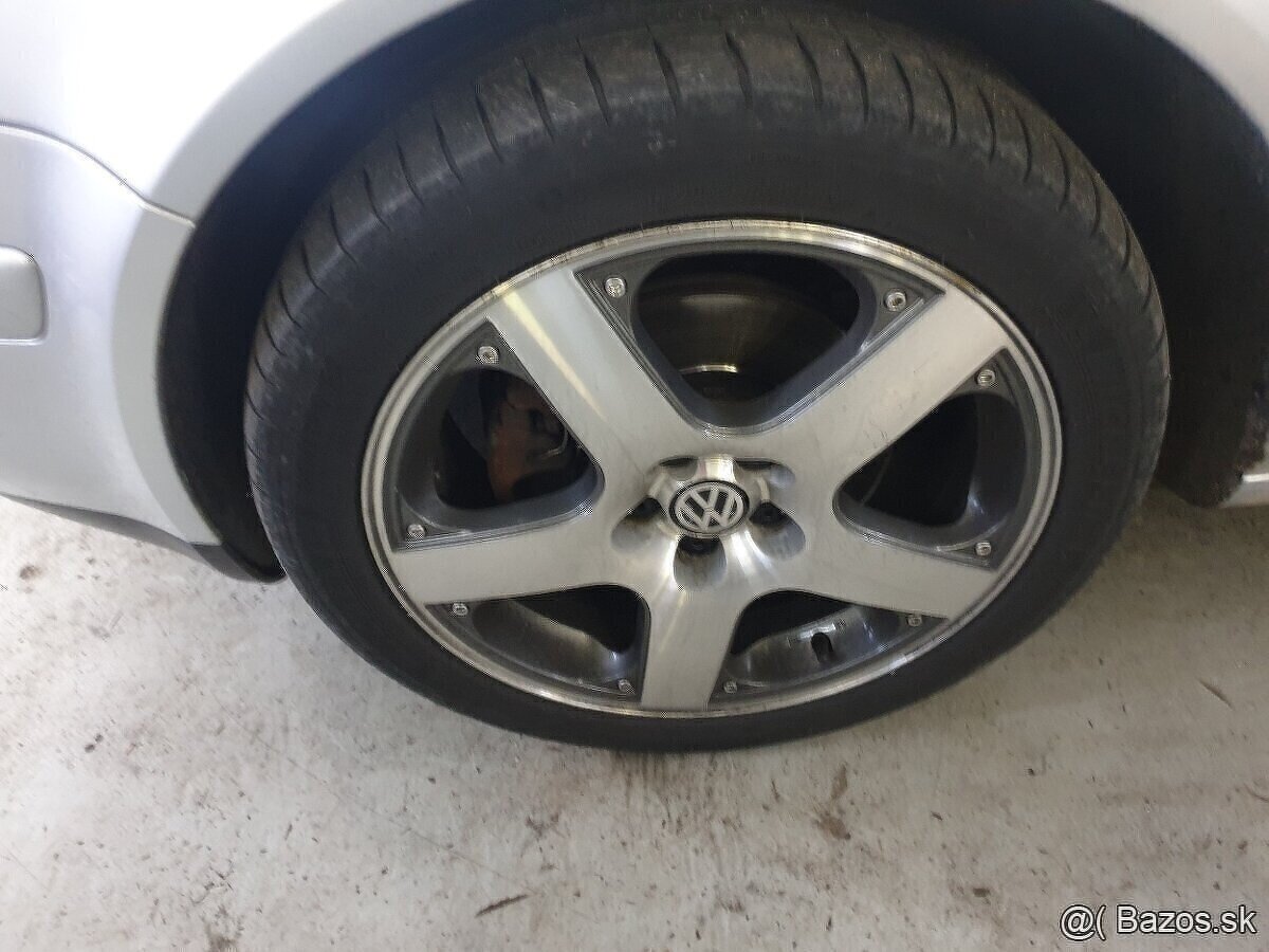 Predam 17 elektrony VW Santa Monica - 2