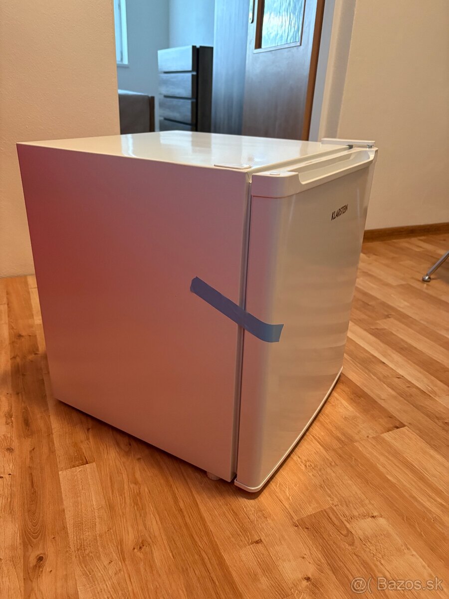 Mini - chladnička - 2