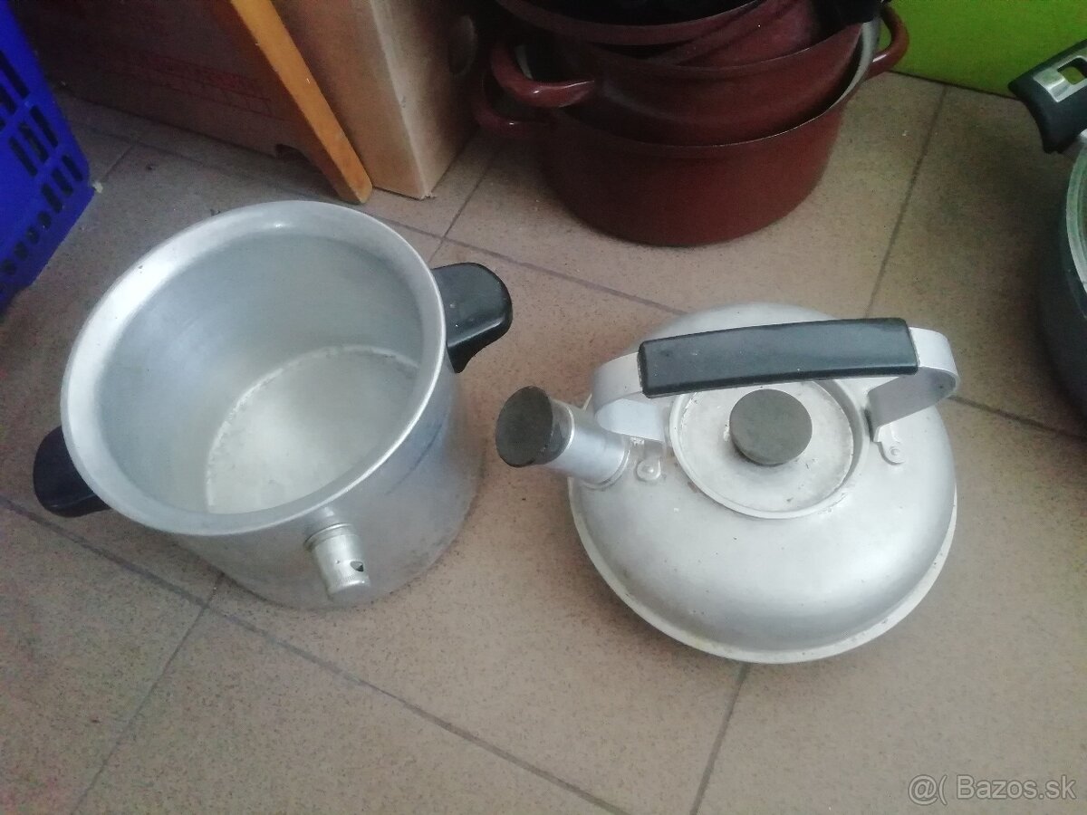 Wok, panvice, pokrievky - 2