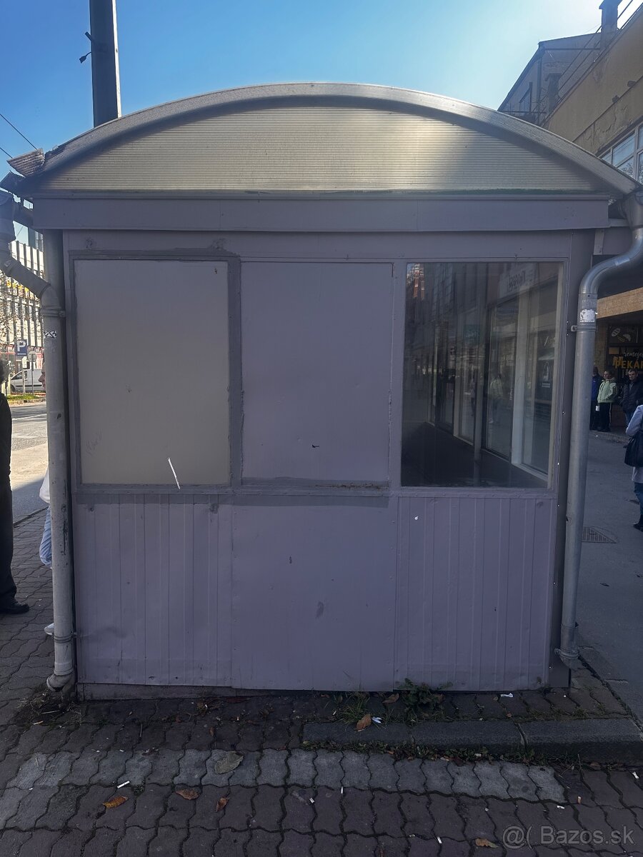 Predám predajný stánok - 2