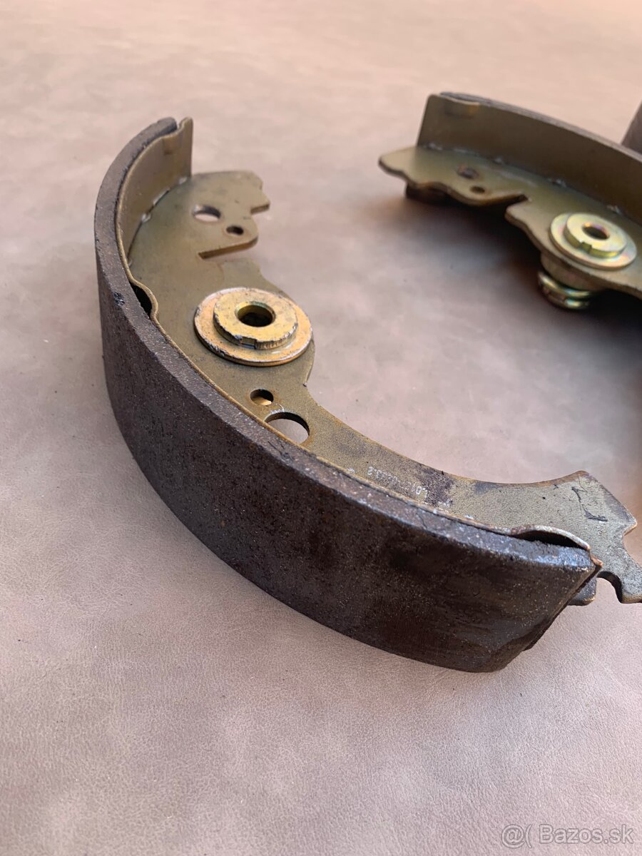 Brzdové obloženie Lada 2103 - 2