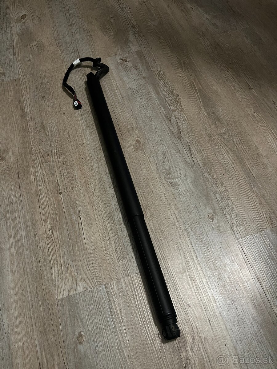 Elektrická vzpera pravá WV,Škoda, Seat - 2