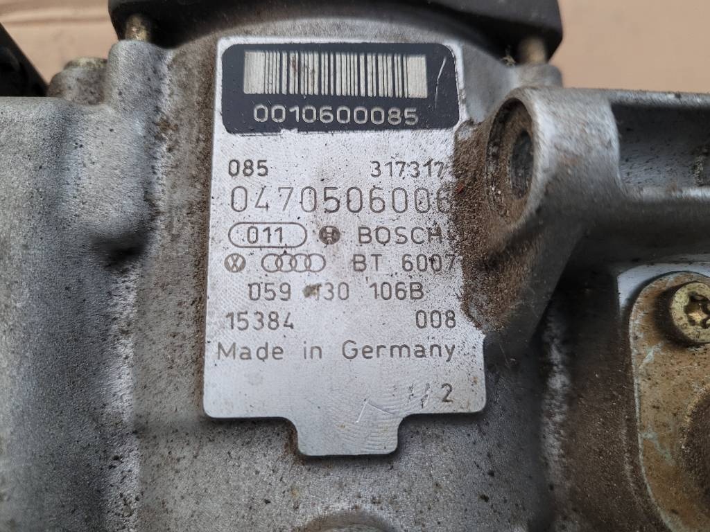 AUDI A6 2.5 TDI CERPADLO - 2