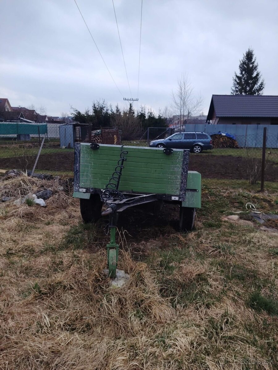 Vlečka za traktor - 2