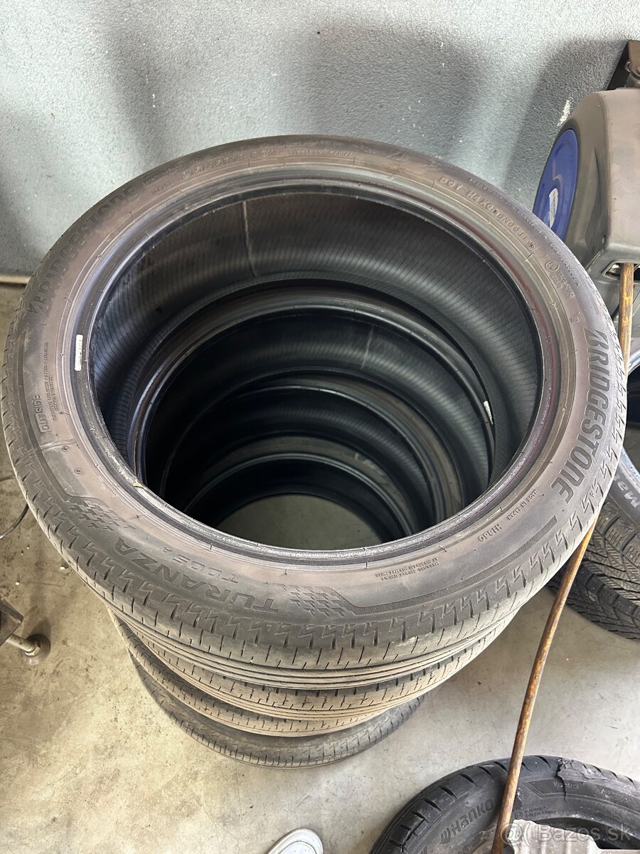Bridgestone letné 215/45 R18 DOT 2019 - 2
