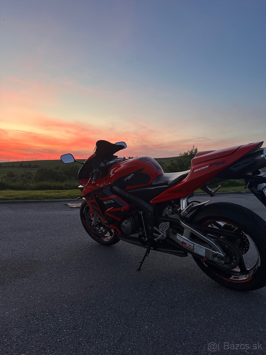 Honda cbr 600 rr - 2