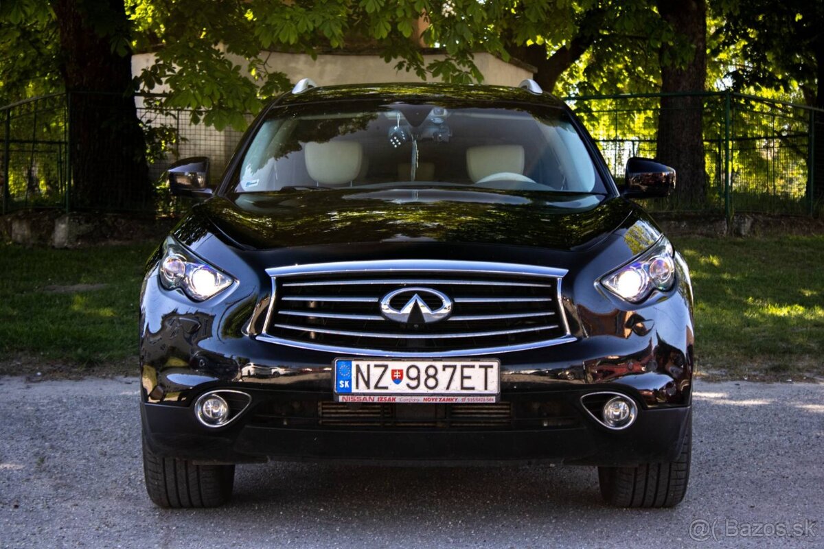 Infiniti FX 3.0d S 175kw, AT/7 - 2