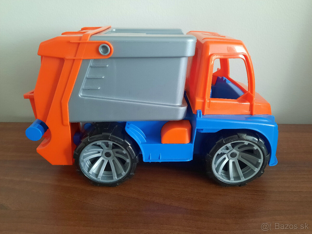 2x veľké auto - 2