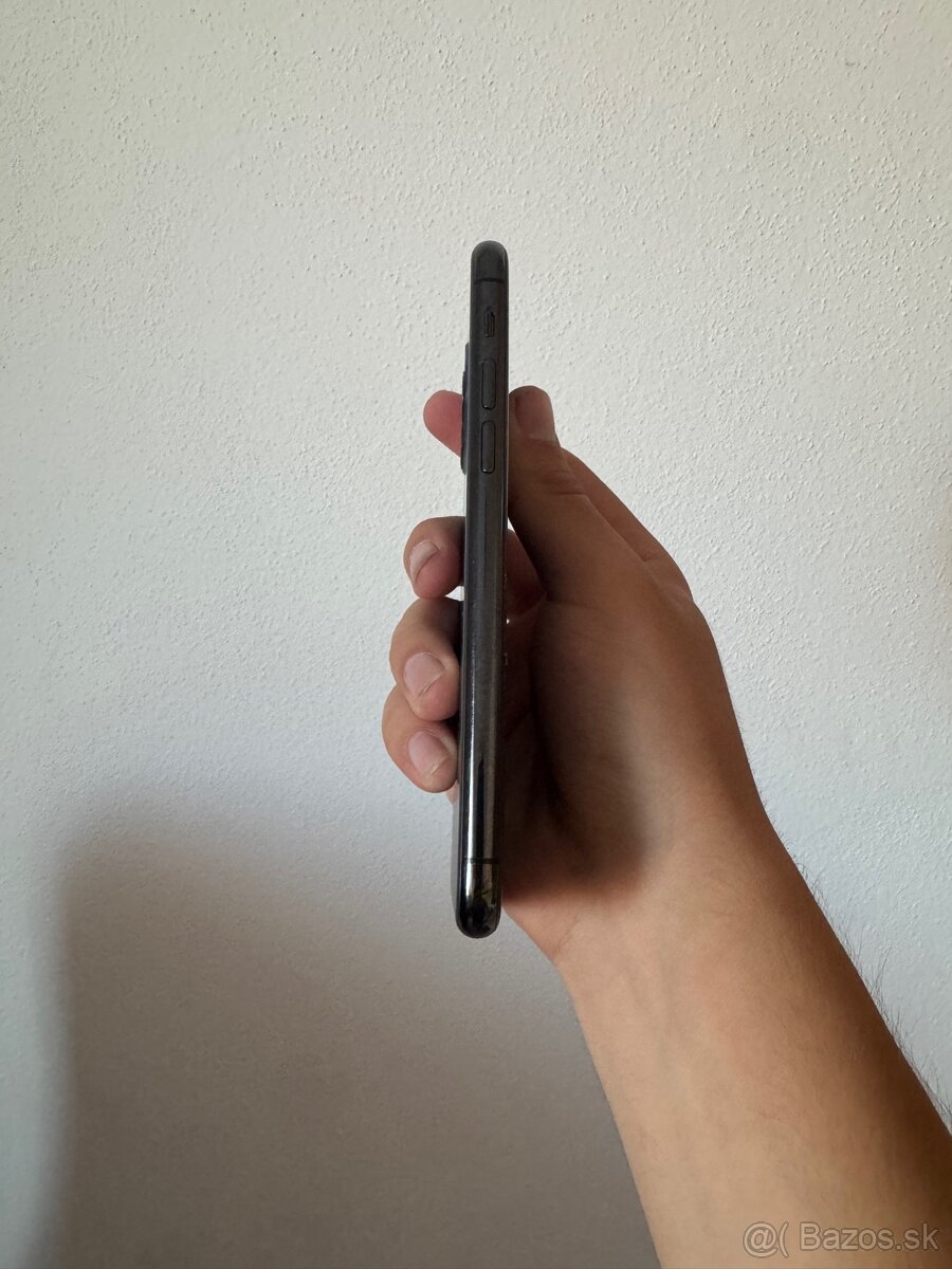 iPhone 11 Pro diely - 2