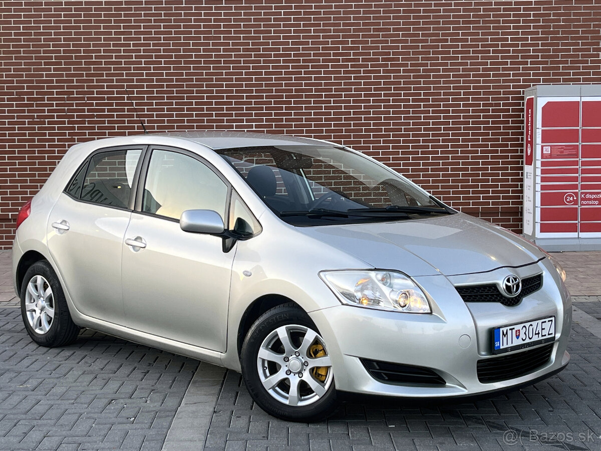 Toyota Auris 1.4 VVTi - 2