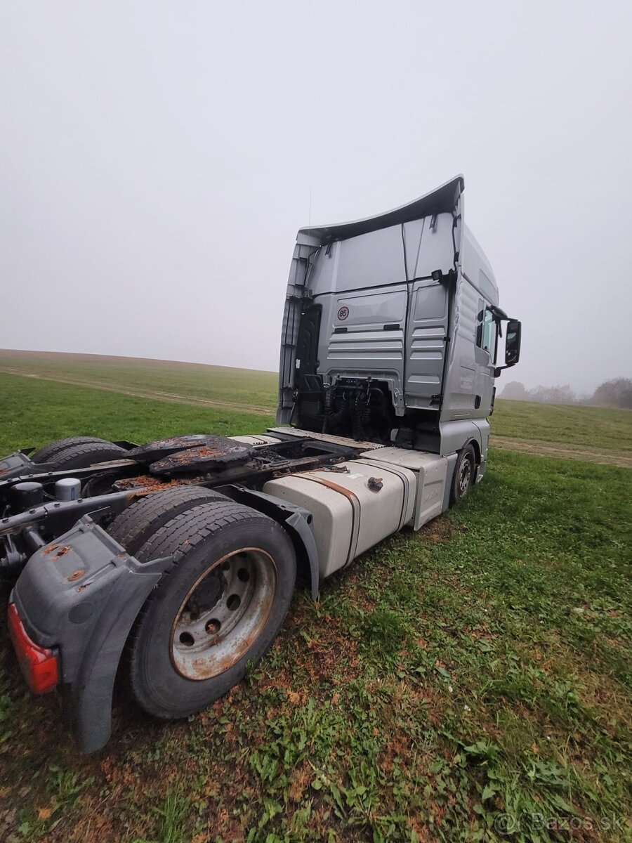 MAN TGX XXL 18.480 naj 695tis rok výroby 2015 MEGA - 2