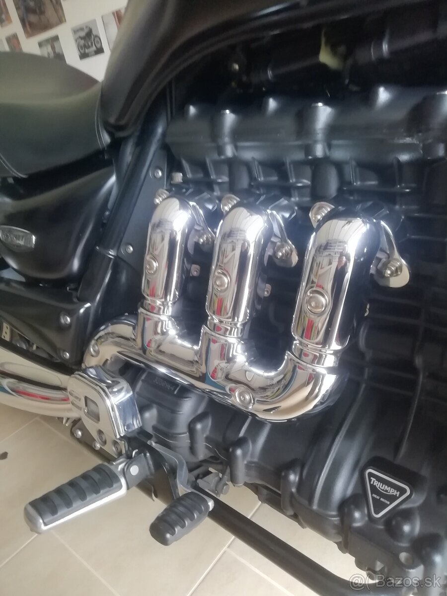 Predám Triumph Rocket III - 2