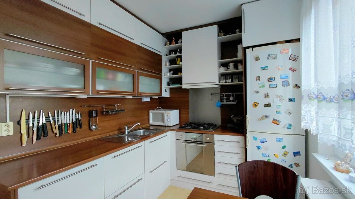 Slnečný, teplý 3 izb. byt s balkónom, A. Stodolu, Prievidza - 2