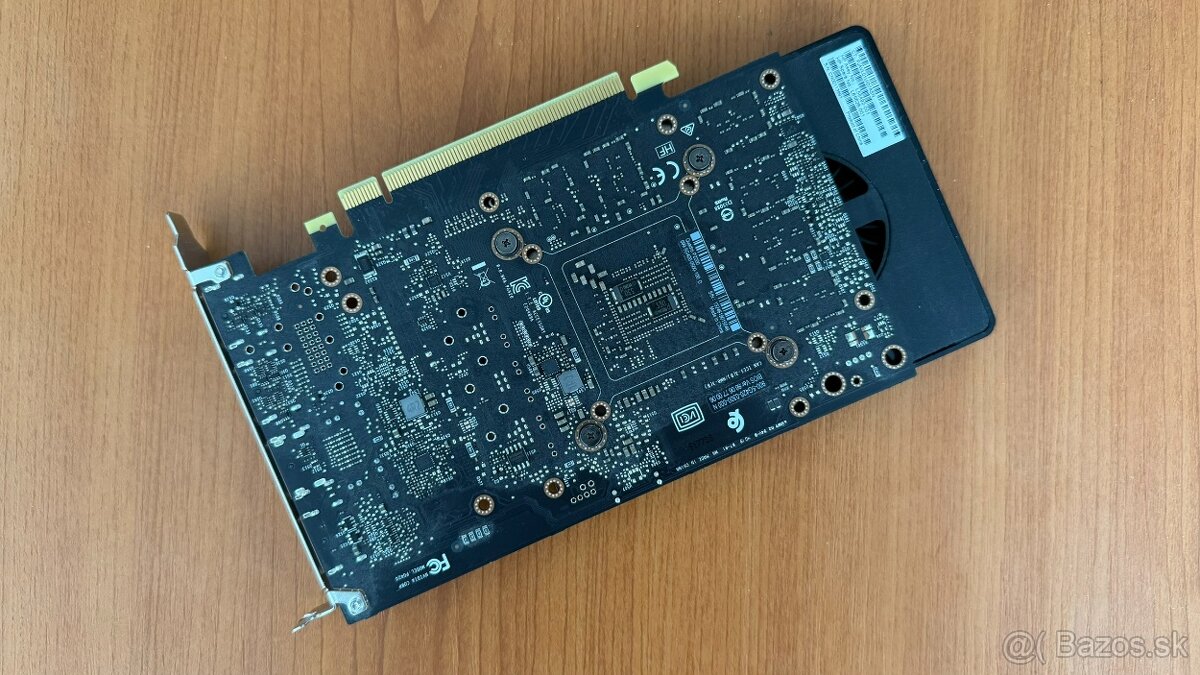 Grafická karta nVidia Quadro P2200 5GB - 2