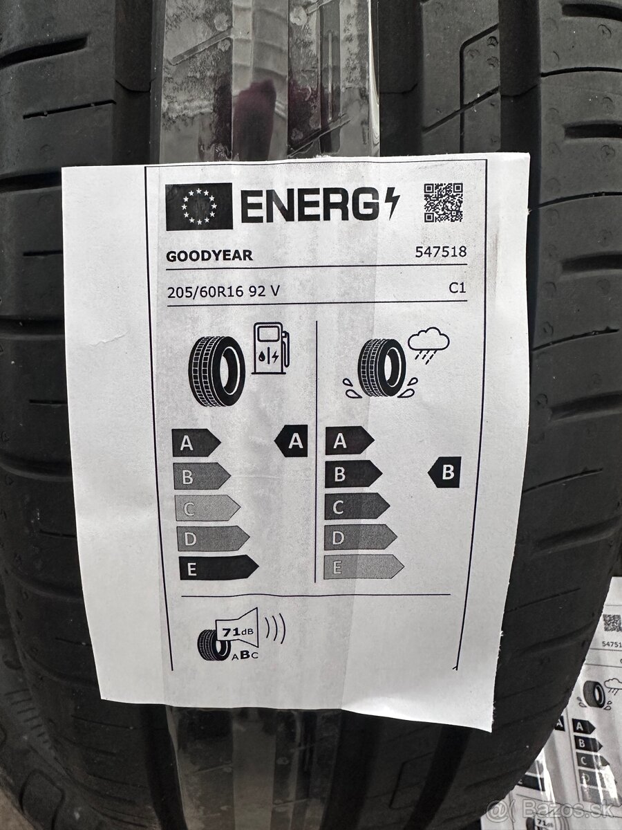205/60 R16 92Y GoodYear Efficientgrip Performance - 2