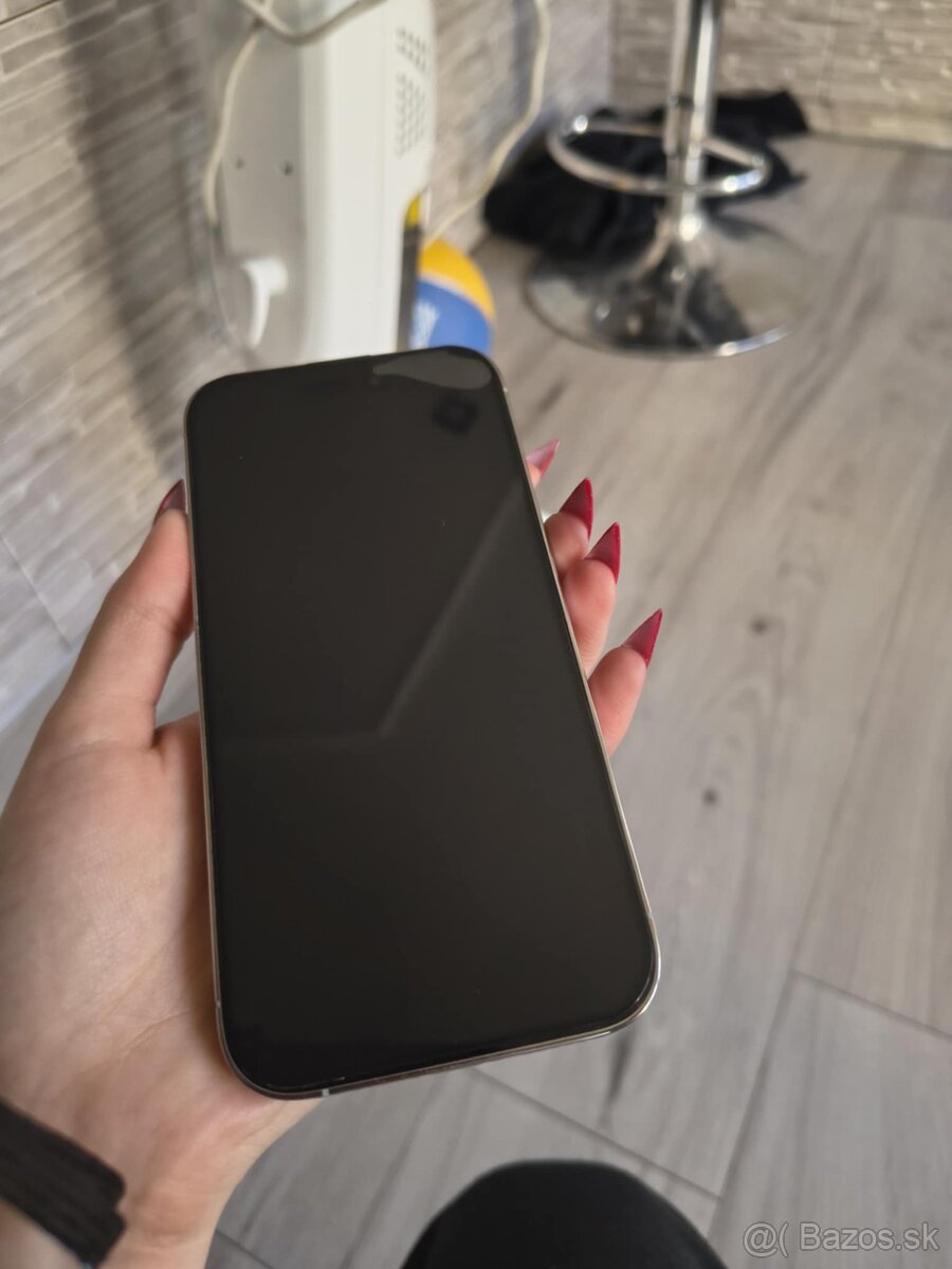 Predám IPhone 14 Pro - TOP stav - 2