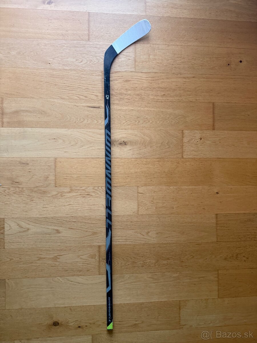 Predám kompozitnú hokejku Winnwell Q9 - 2