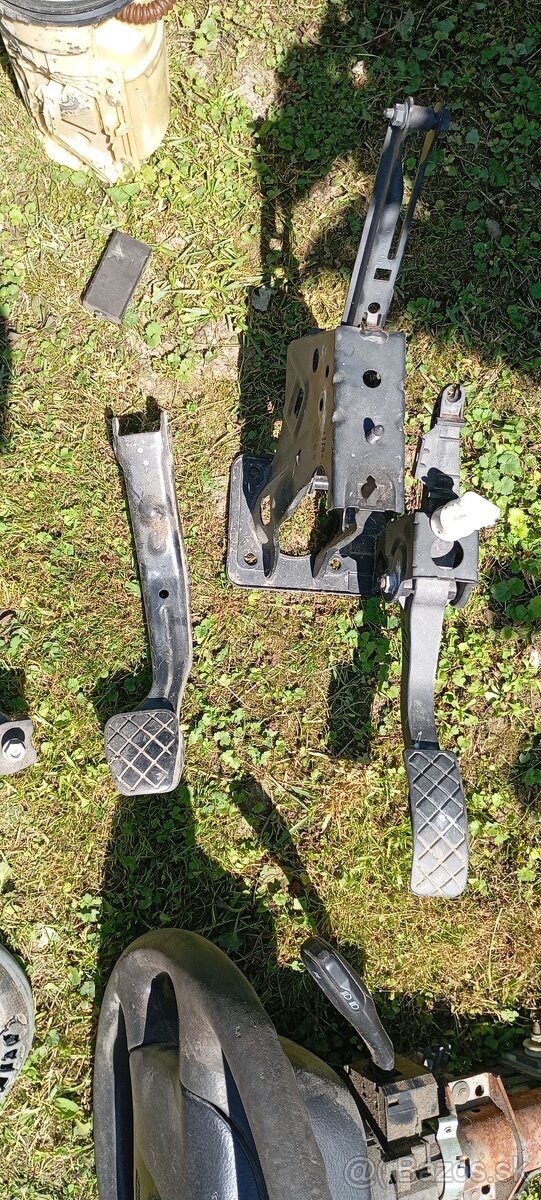 Škoda Octavia 1 combi 2.0 85 kW benzin ND - 2