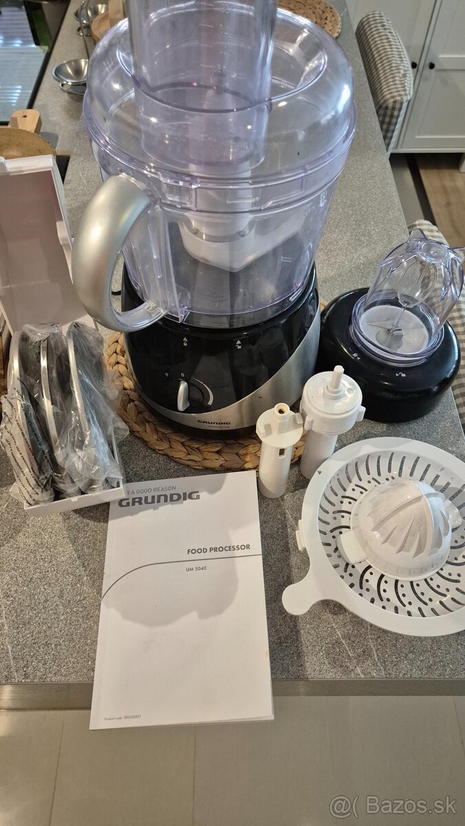 Food processor - Kuchynský robot Grundig UM 5040 - 2
