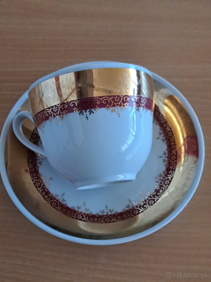 Staršie šálky - 2