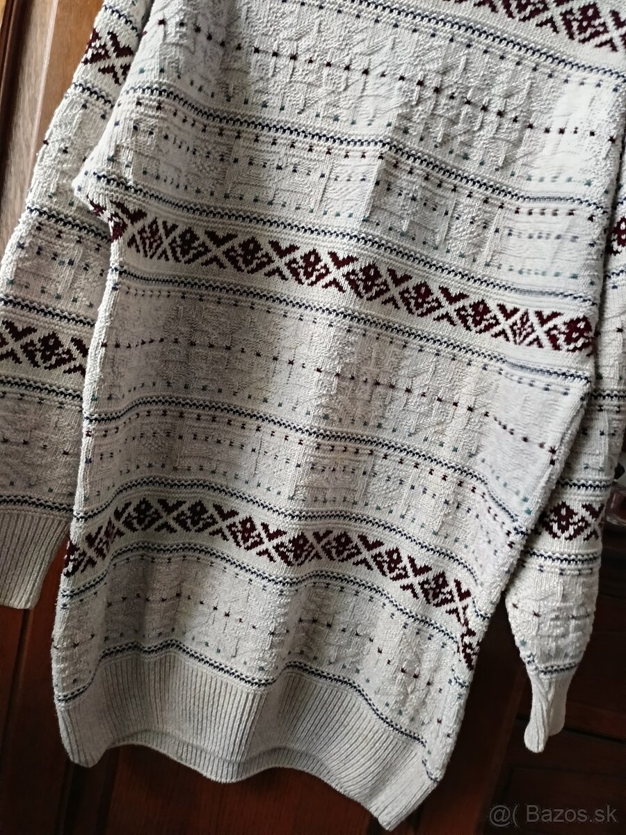 Kvalitný cverenny pánsky pulóver - 2