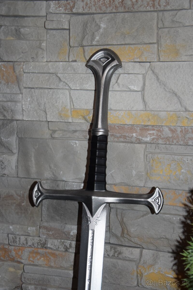 Replika LOTR mecu - 2