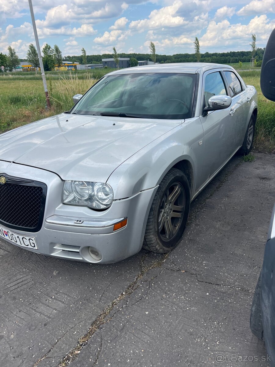Chrysler 300c - 2