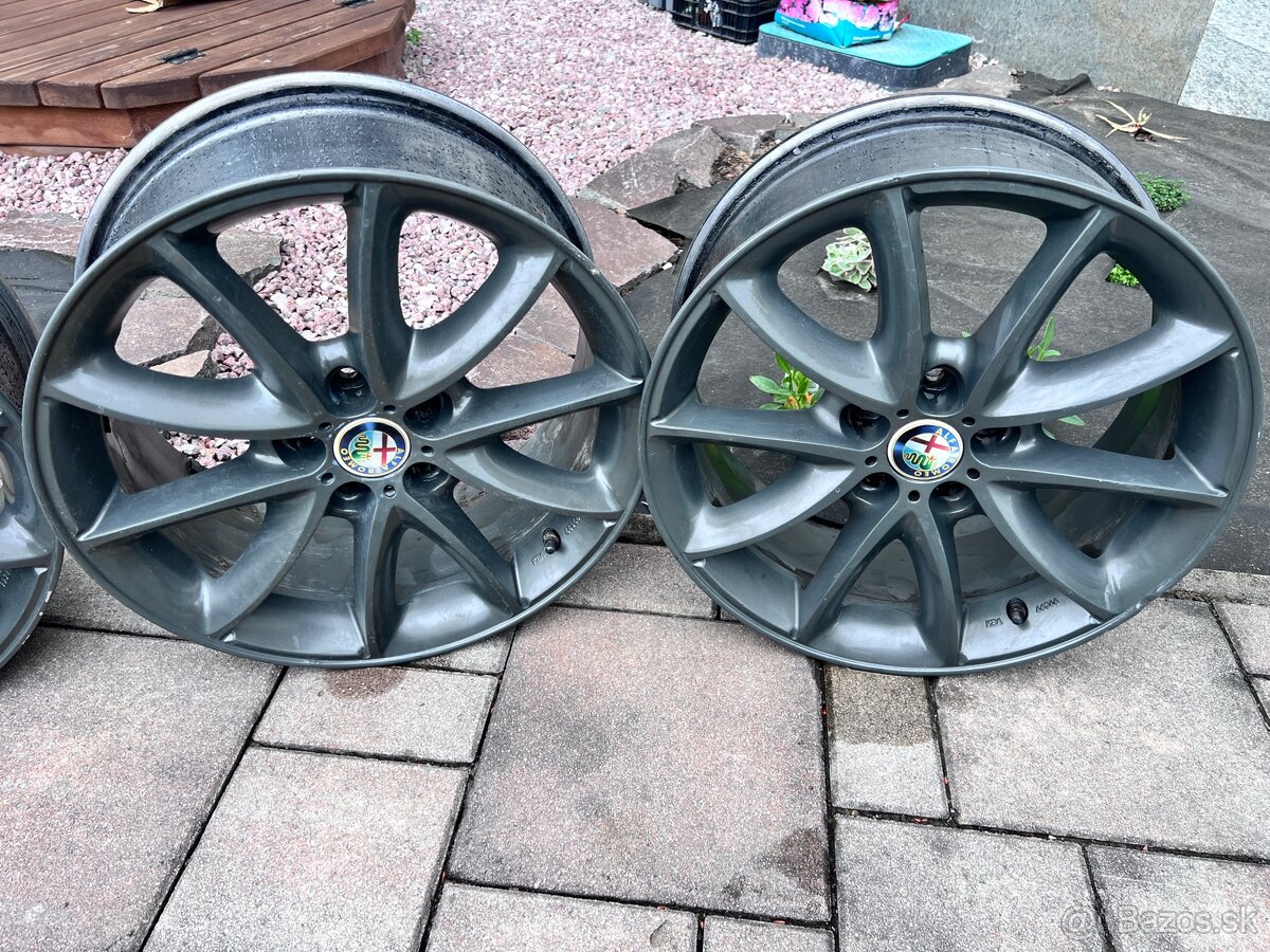 Hlinikový disk AEZ Excite AE7 17" - 2
