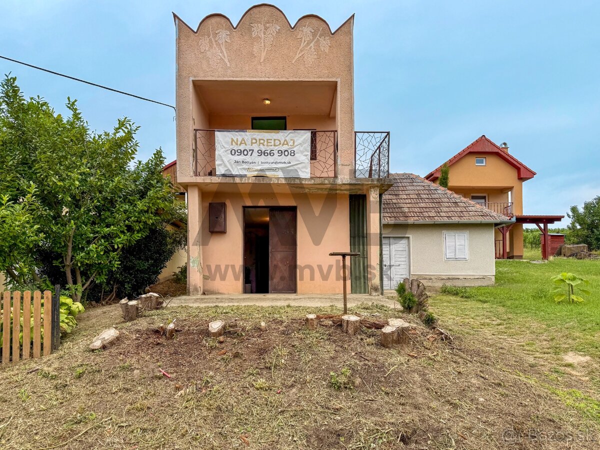 ŠTÝLOVÁ VÍNNA PIVNICA V OBĽÚBENEJ ČASTI - 2