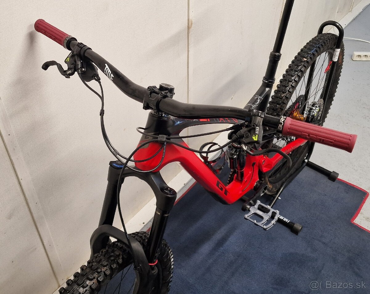 Celoodpružený bicykel gt force carbon pro elite 2024 - 2