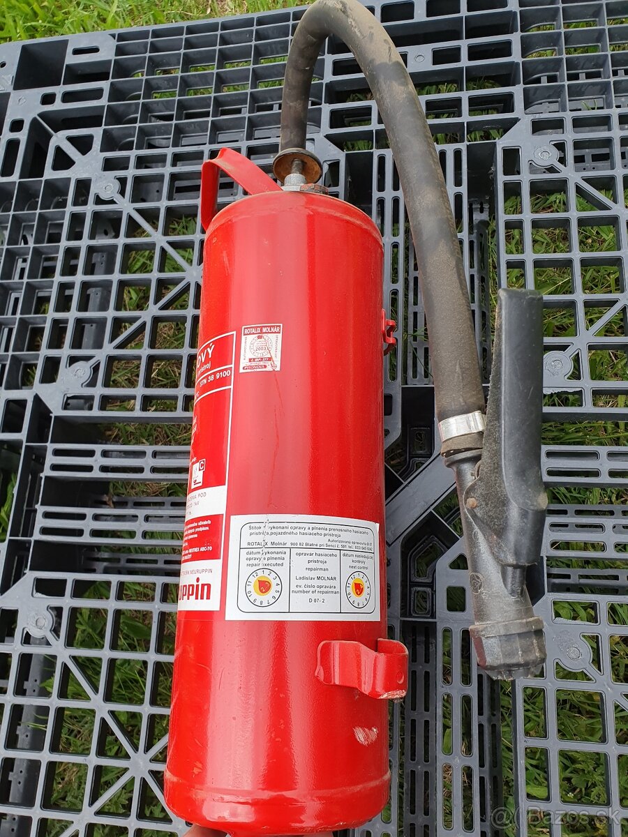 Práškový hasiaci prístroj 6 kg - 2