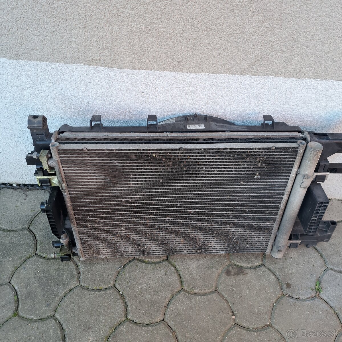 Predam stenu chladičov komplet na opel astra j - 2
