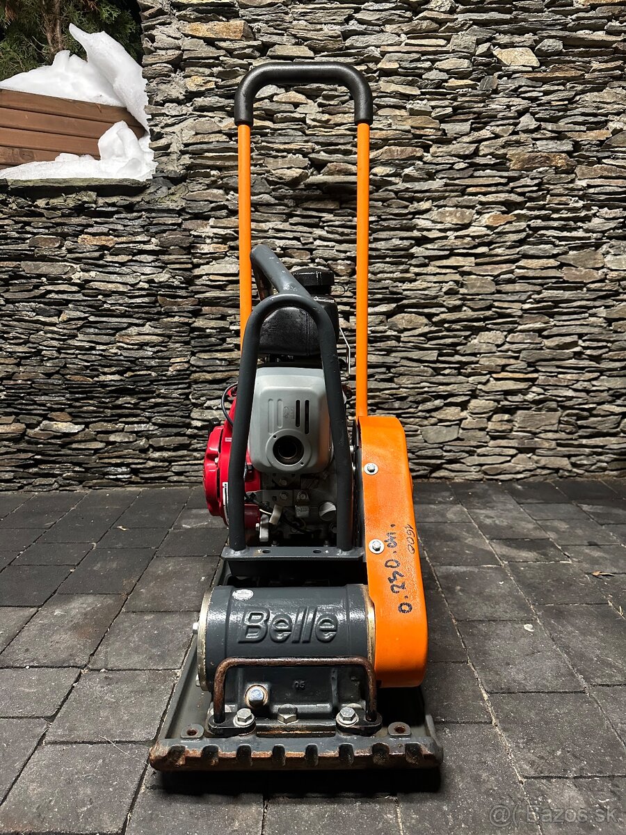 Vibračná zhutňovacia doska Belle 70 kg - 2