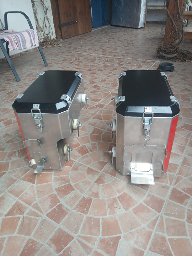 Bočné hlinikové kufre - 2