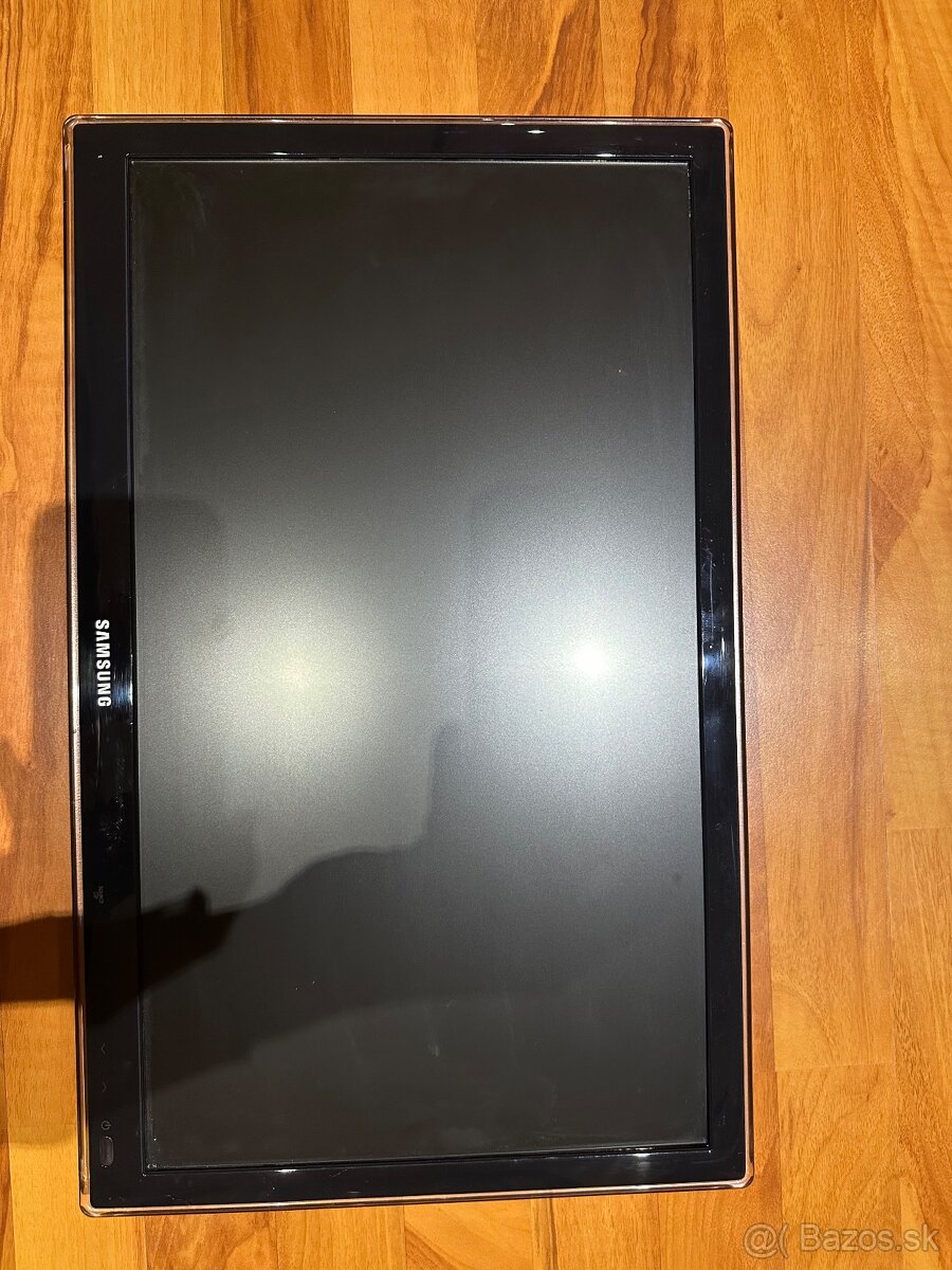 Samsung TV 22” (55cm) - 2