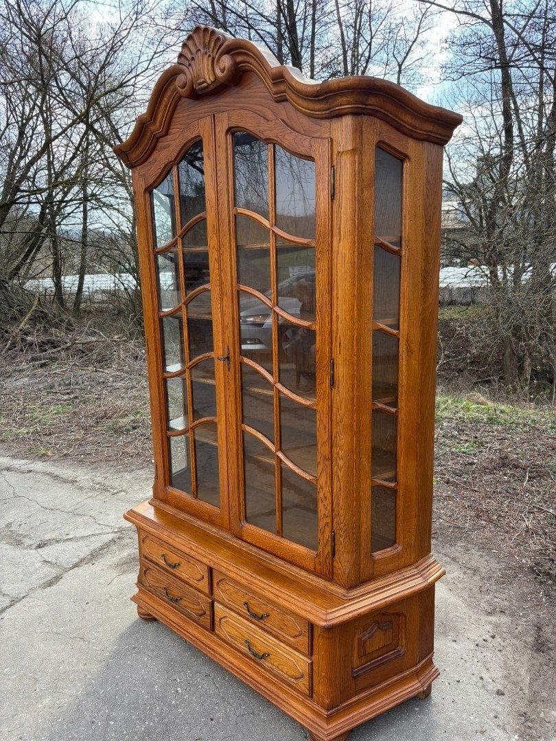 Rustikálna masivná vitrína - 2