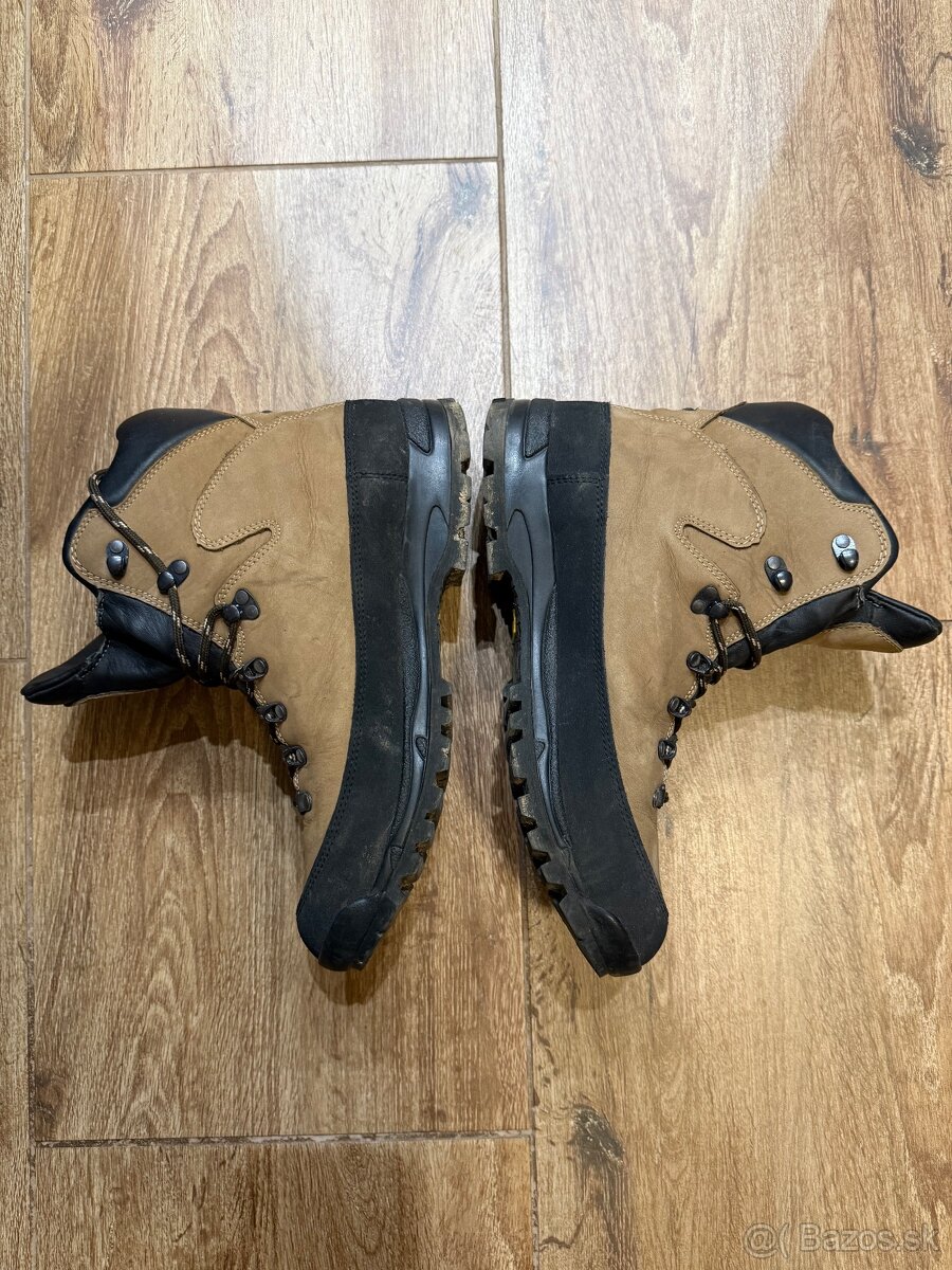 BOSP - turistická obuv size 46 - 2
