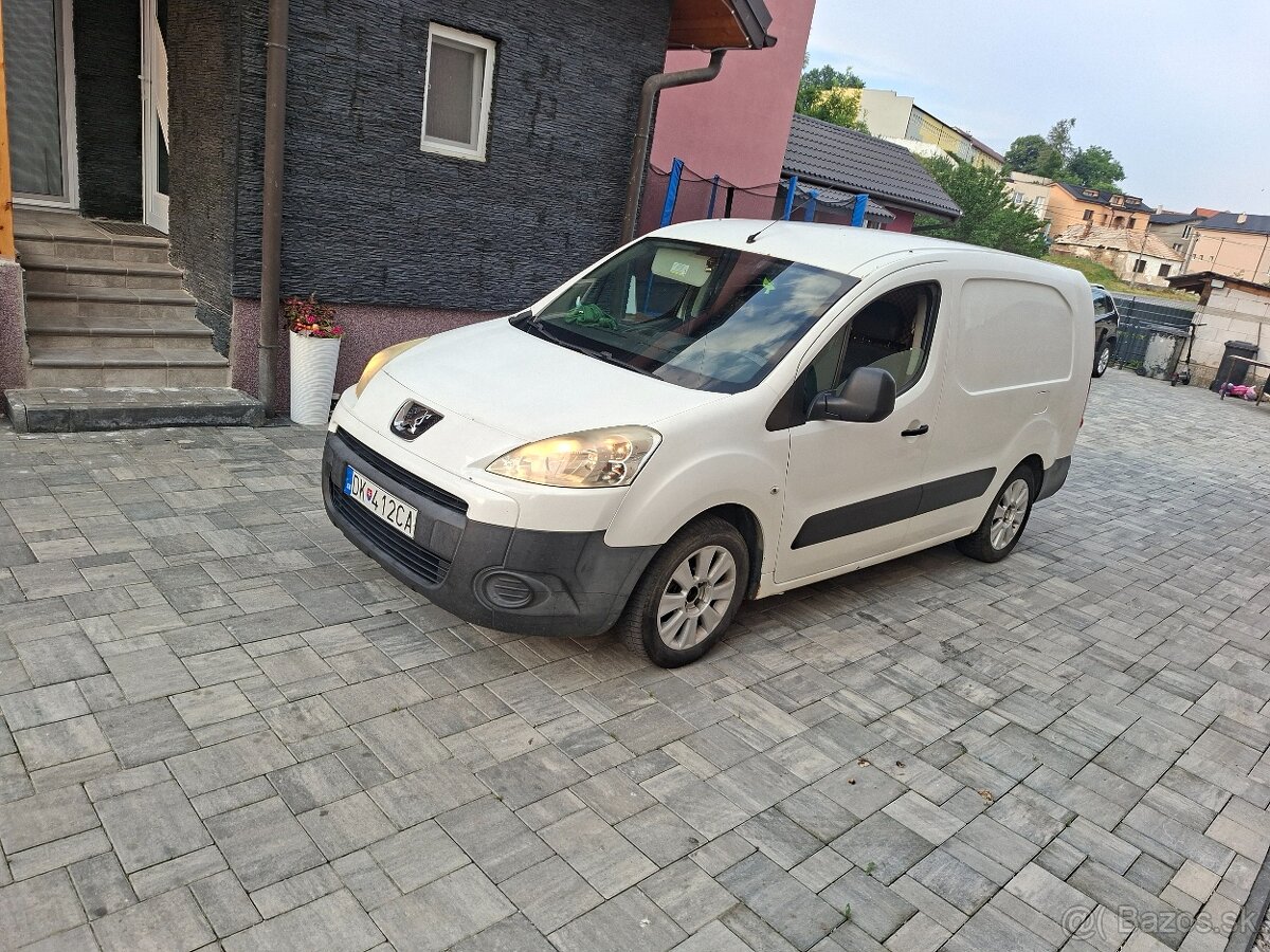Ponúkam na predaj peugeot partner - 2