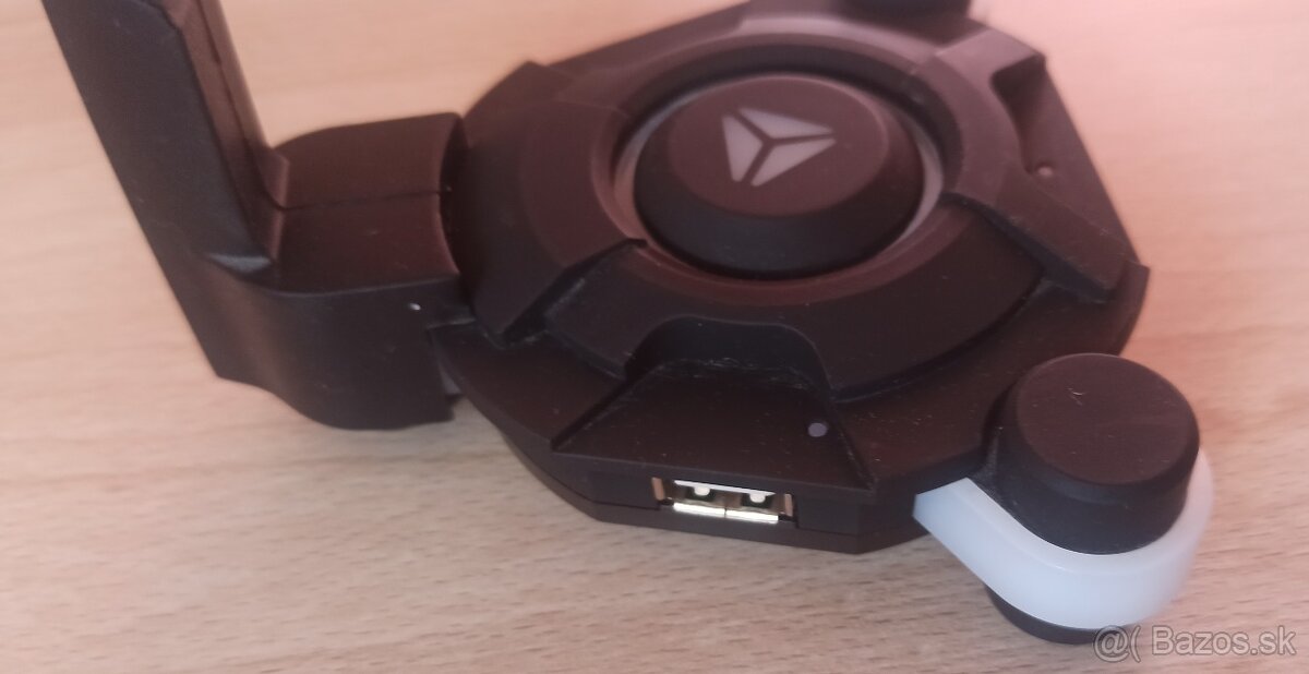 Yenkee herný USB rozbočovač s držiakom kábla myši (YHB 3004) - 2