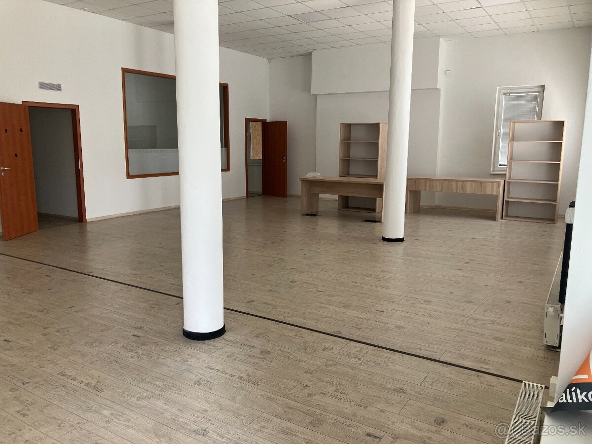 Predajňa v Barci, znížená cena - 2