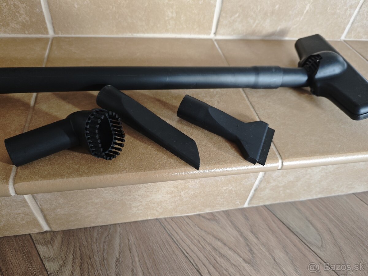 Aku ručný vysávač parkside 20v - 2