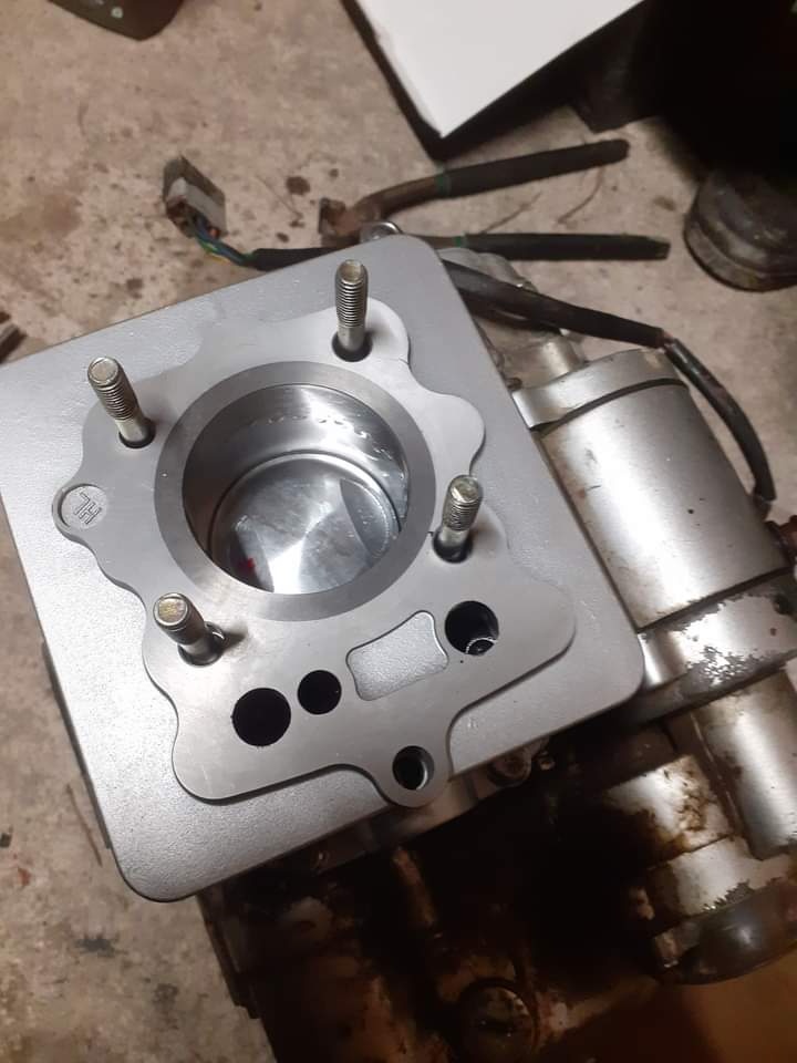 Servis-štvorkoliek, motocyklov, a skútrov - 2