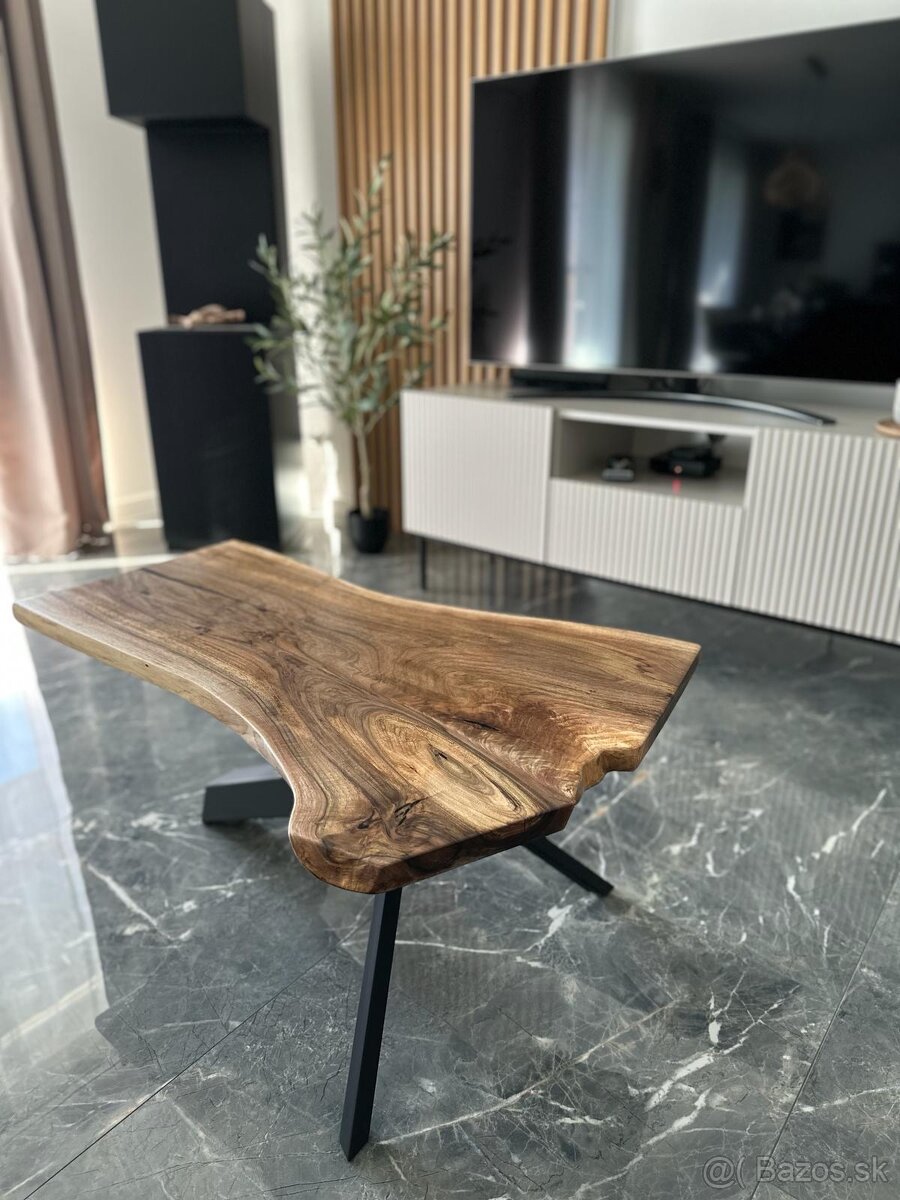 Predám stôl. - 2