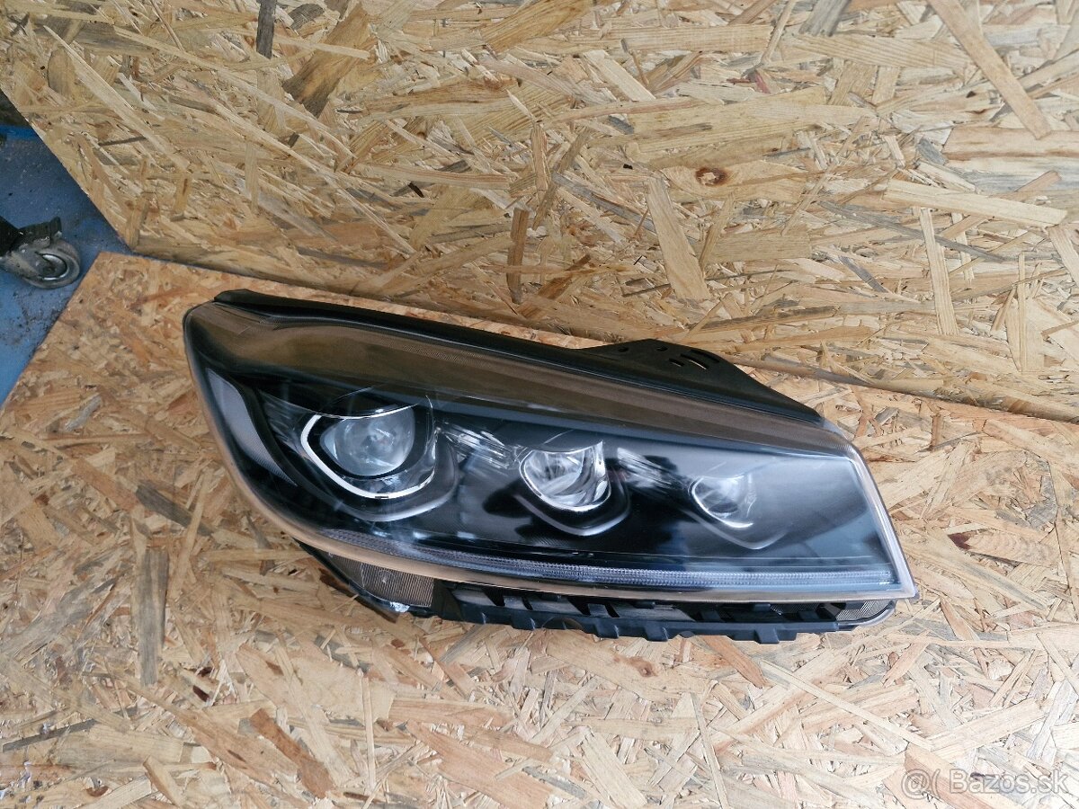 Svetlomet KIA Sorento - 2