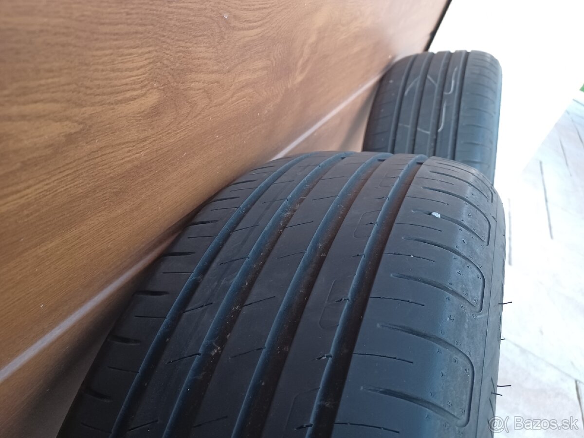 Good year effiencegrip 205/55r17 - 2