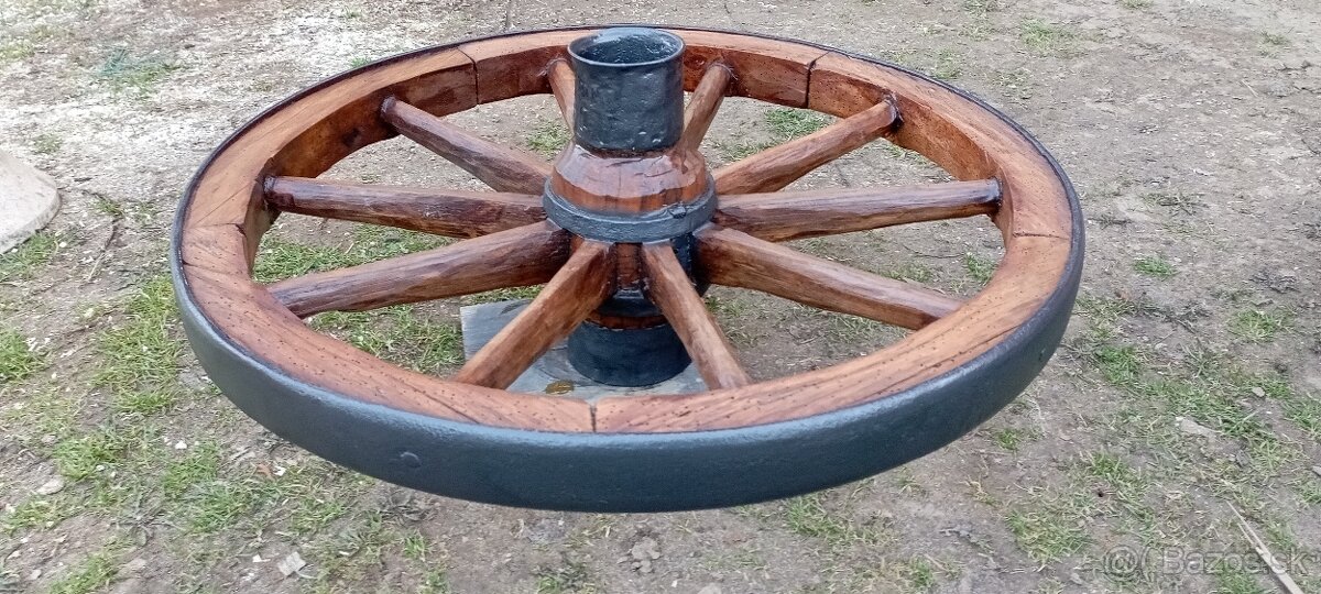 Staré drevené koleso - 2