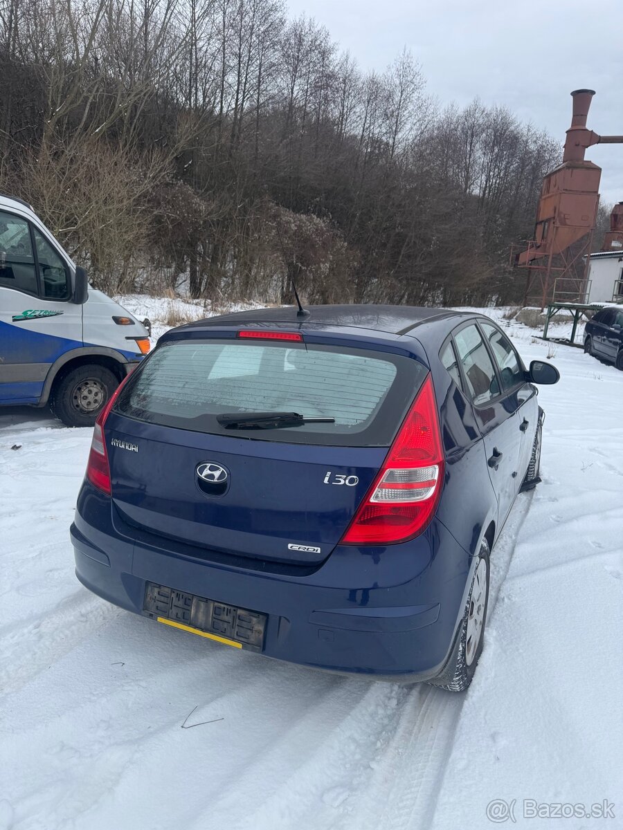 Hyundai i30 1.6crdi 16V 66kw - 2