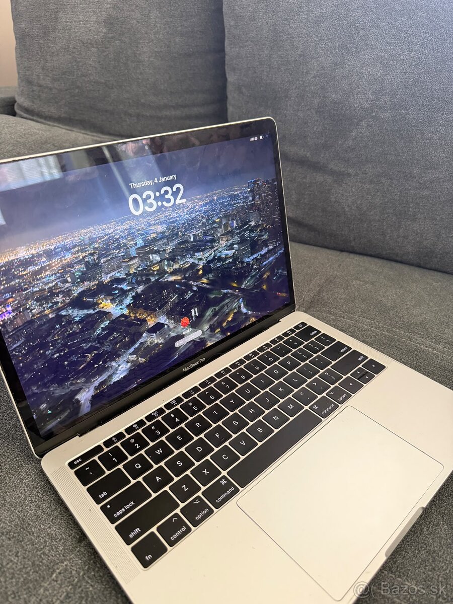 MacBook Pro 13” 2017 - Novy macOS - 2