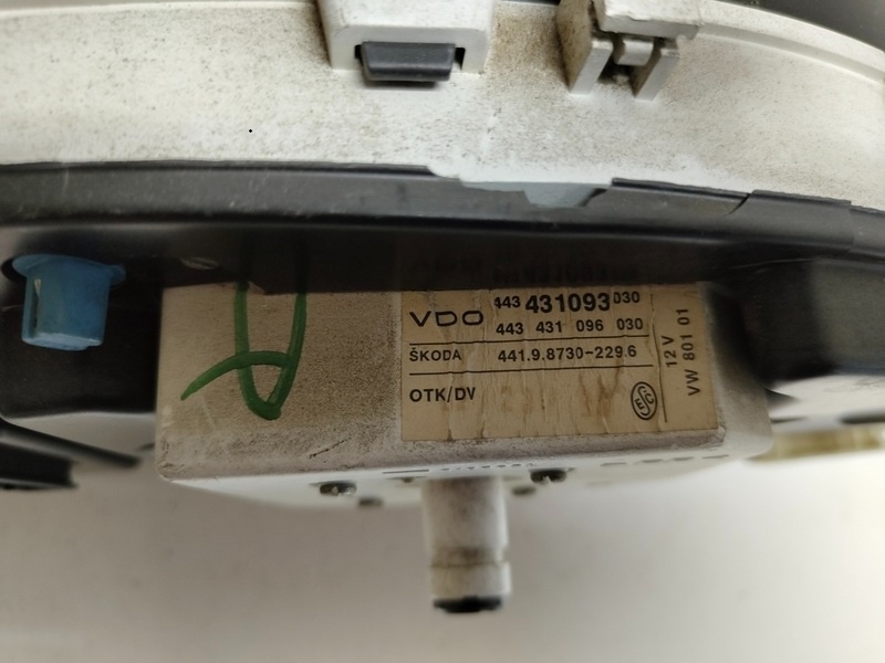 Tachometer felicia 443431096030 30€ - 2