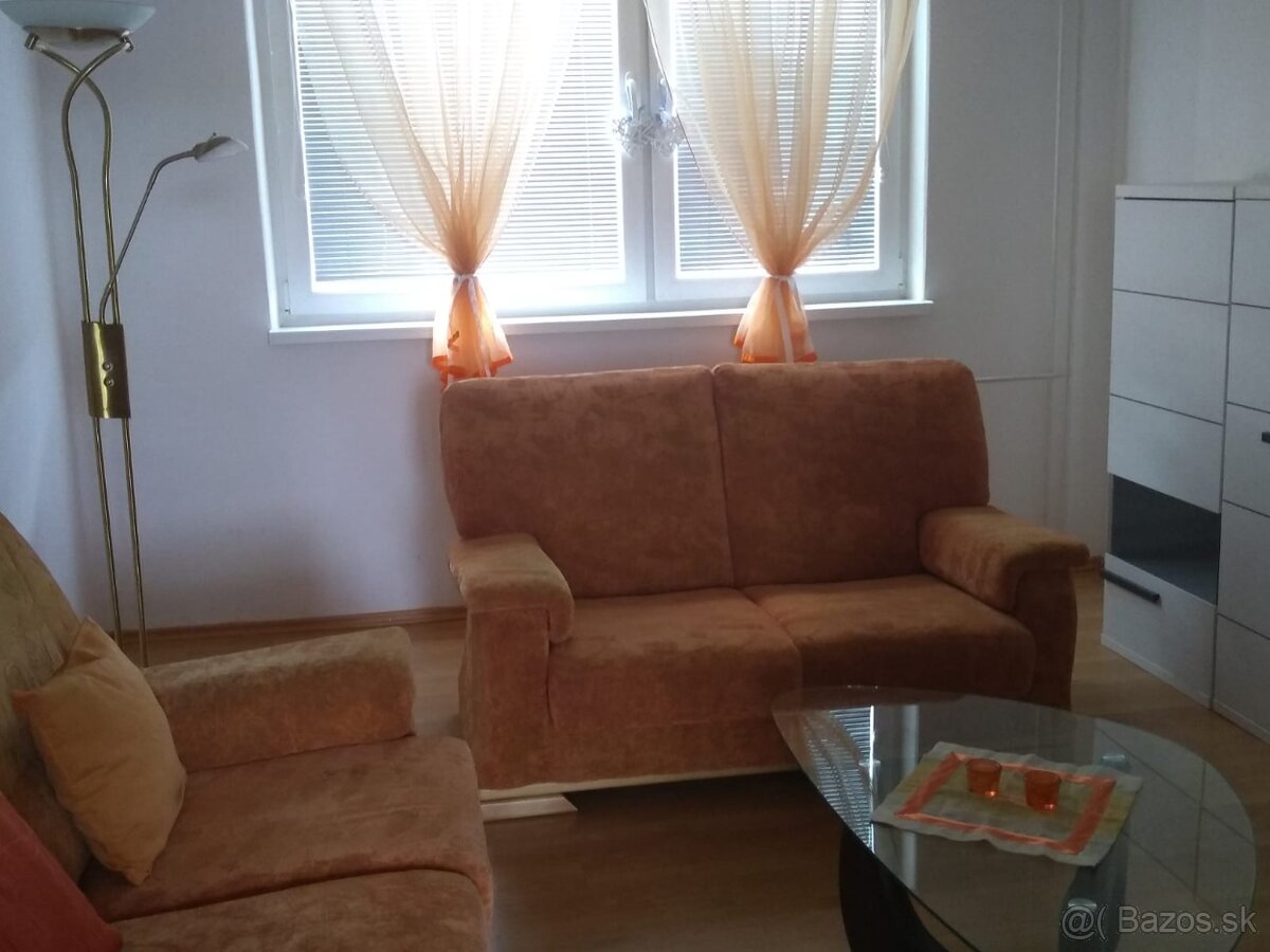 3 izbovy byt na prenajom - 2
